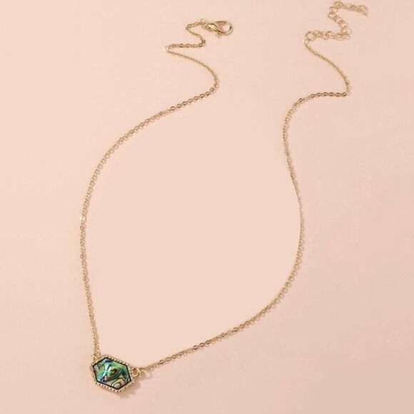 💥🆕💥 Abalone Pendant Necklace - Picture 2 of 6